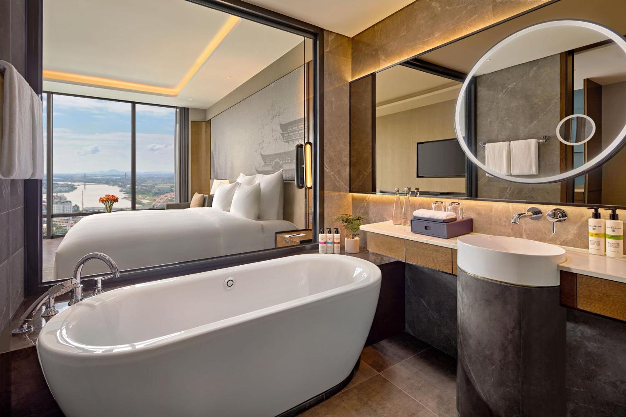 Pullman Hai Phong Grand Hotel Exterior photo